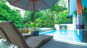Villa Dewata with Chill Spot Private Pool and Karaoke